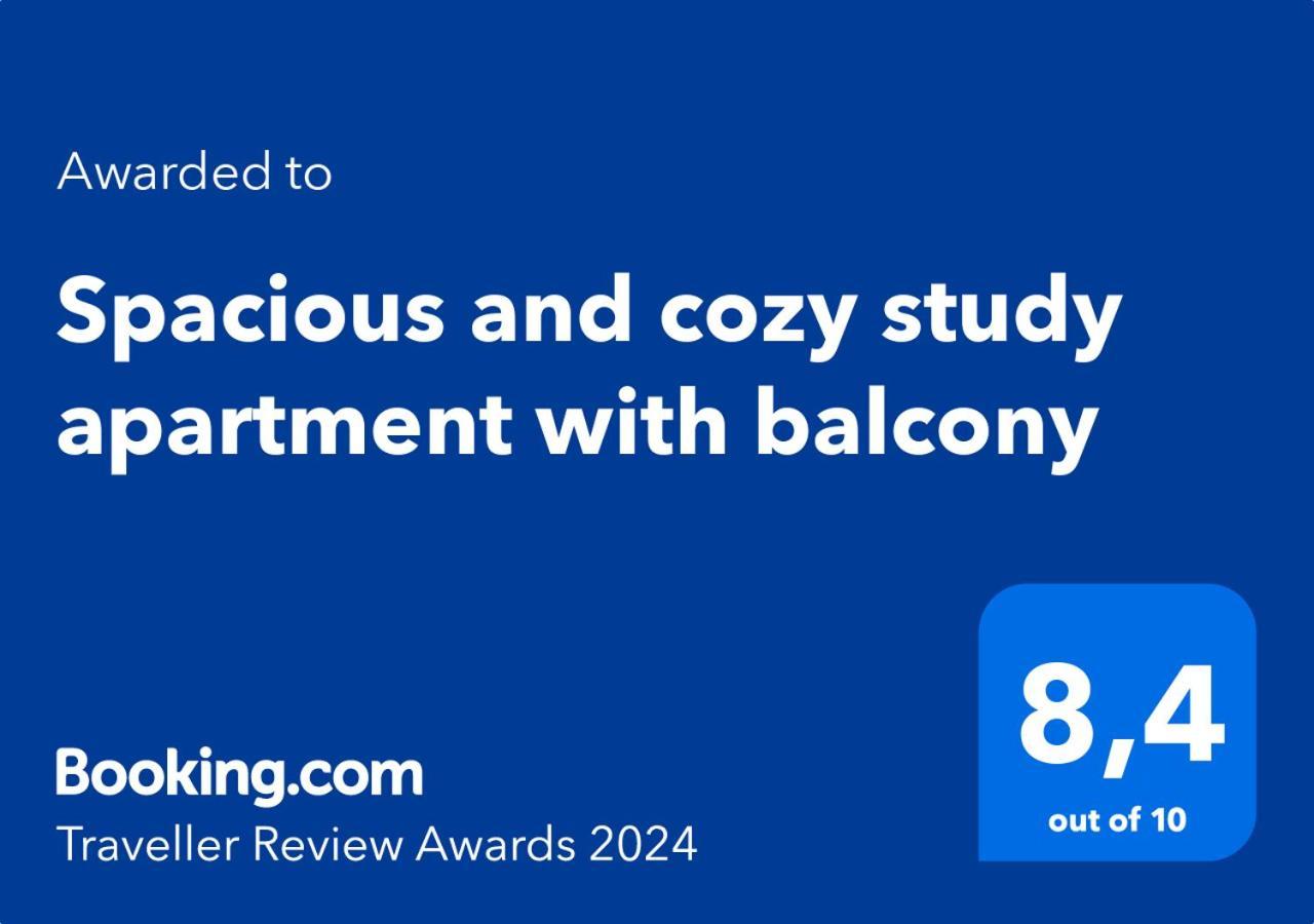 Spacious And Cozy Study Apartment With Balcony ออสโล ภายนอก รูปภาพ